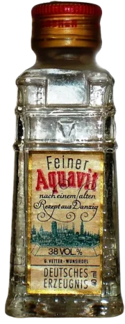 G. Vetter Feiner Aquavit — front