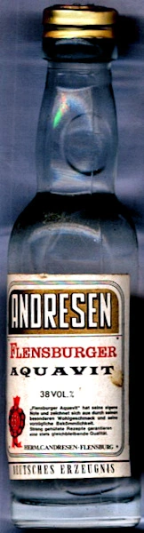 Andresen Flensburger Aquavit — front